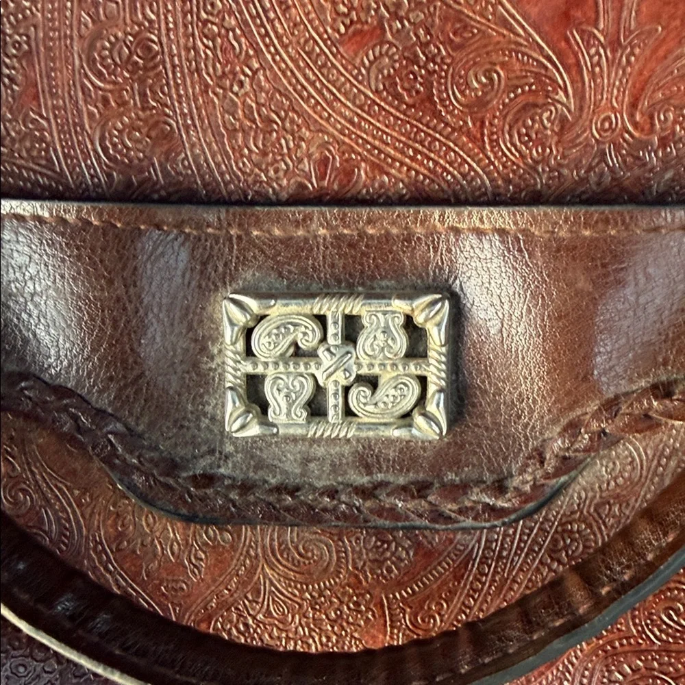 Bueno Brown Satchel Tote with Adjustable Shoulder Strap - Picture 3 of 9